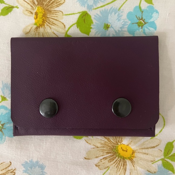Handmade Genuine Leather Wallet - Picture 2 of 5
